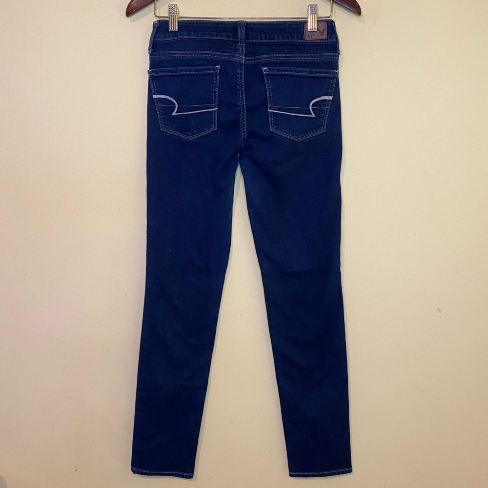 American Eagle Women’s Dark Denim Stretch Skinny Jeans Size 2 - Picture 5 of 7
